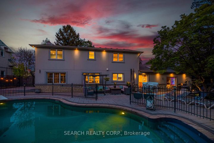 Photo 5 at 1421 Watersedge Road, Clarkson, Mississauga
