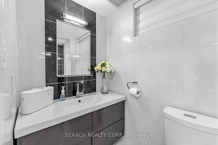 Photo 34 at 1421 Watersedge Road, Clarkson, Mississauga