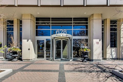 Photo 2 at 624 - 628 Fleet Street, Niagara, Toronto