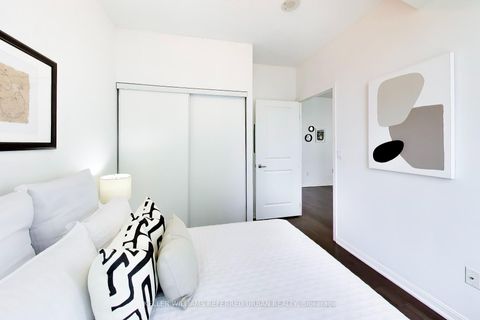 Photo 24 at 624 - 628 Fleet Street, Niagara, Toronto