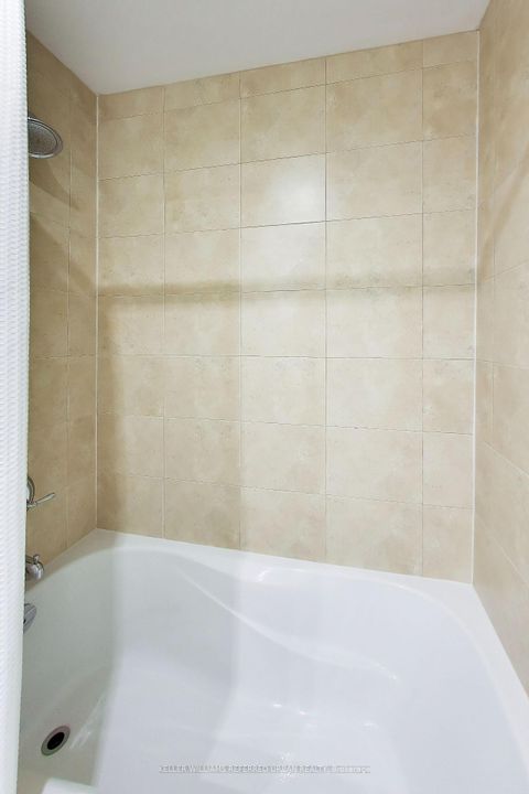 Photo 27 at 624 - 628 Fleet Street, Niagara, Toronto