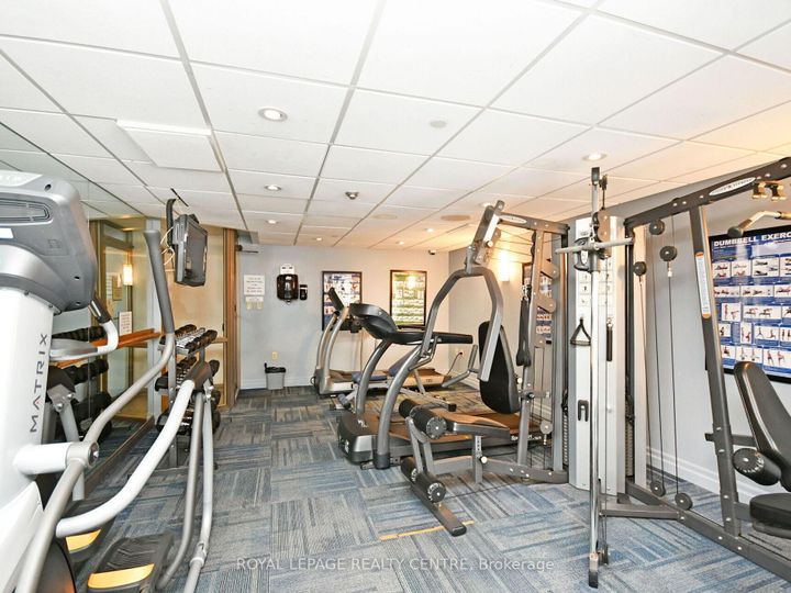 Photo 11 at 807 - 25 Fairview Road W, Fairview, Mississauga