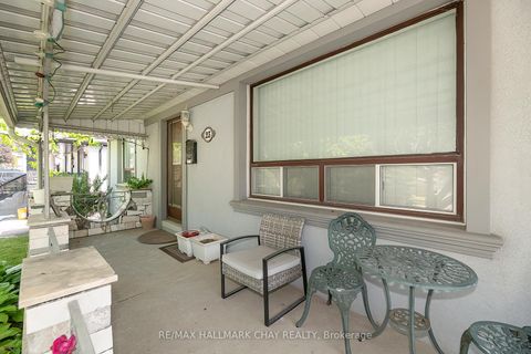 Photo 5 at 23 Chappel Hill Road, CFB, Toronto