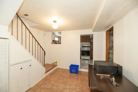 Photo 18 at 23 Chappel Hill Road, CFB, Toronto