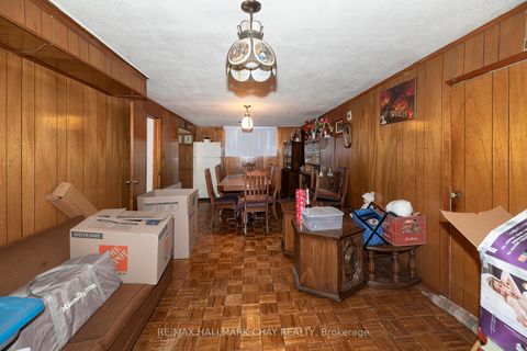 Photo 20 at 23 Chappel Hill Road, CFB, Toronto