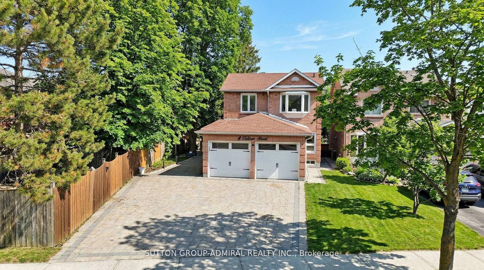 8 Colleen Street, Yorkhill, Vaughan photo number 2