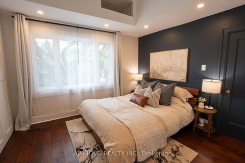 Photo 9 at 128 Hopedale Avenue, Broadview North, Toronto