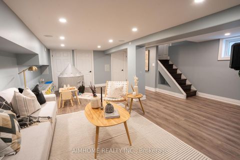 Photo 14 at 128 Hopedale Avenue, Broadview North, Toronto