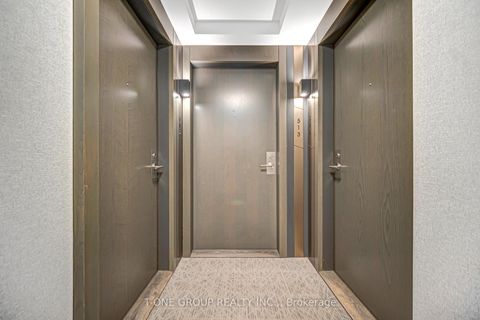 Photo 7 at 513 - 50 Mccaul Street, Chinatown, Toronto
