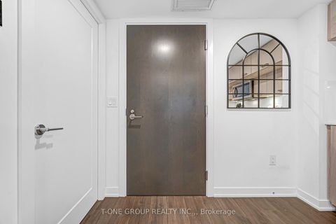 Photo 8 at 513 - 50 Mccaul Street, Chinatown, Toronto