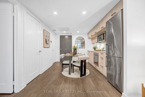Photo 13 at 513 - 50 Mccaul Street, Chinatown, Toronto
