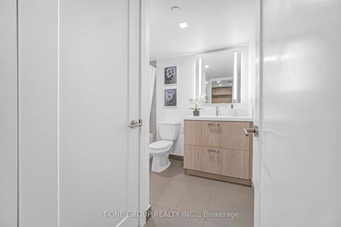Photo 15 at 513 - 50 Mccaul Street, Chinatown, Toronto