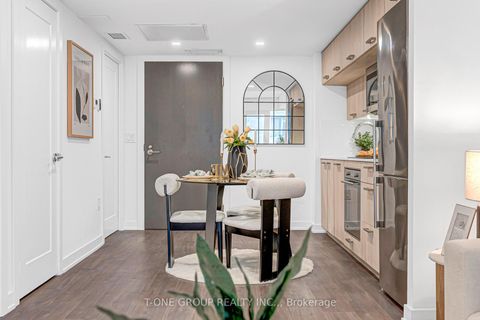 Photo 37 at 513 - 50 Mccaul Street, Chinatown, Toronto