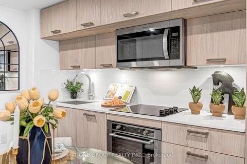 Photo 41 at 513 - 50 Mccaul Street, Chinatown, Toronto