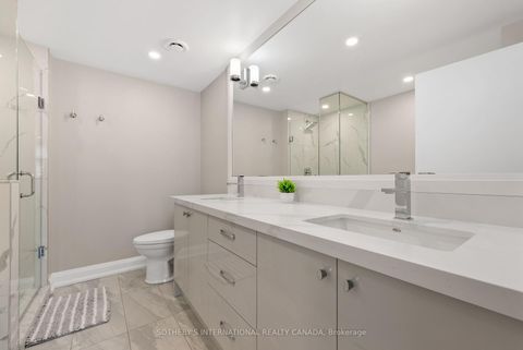 Photo 13 at 1501 - 438 King Street W, Waterfront Communities C1, Toronto