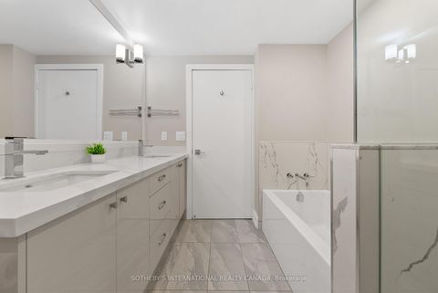 Photo 14 at 1501 - 438 King Street W, Waterfront Communities C1, Toronto