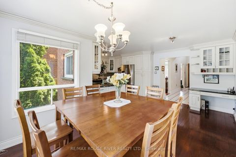 Photo 12 at 51 Sugarbush Square, Highland Creek, Toronto