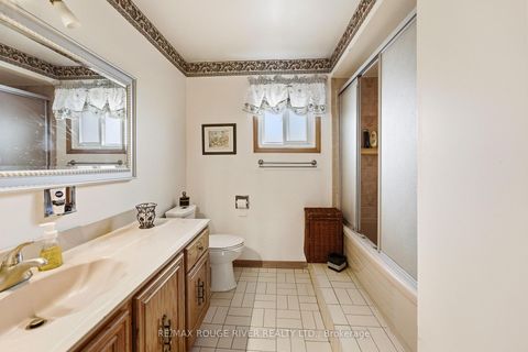 Photo 26 at 51 Sugarbush Square, Highland Creek, Toronto