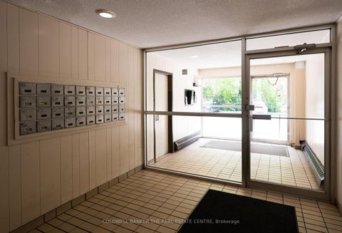 Photo 4 at 404 - 1690 Victoria Park Avenue, Victoria Village, Toronto