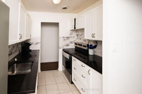 Photo 10 at 404 - 1690 Victoria Park Avenue, Victoria Village, Toronto
