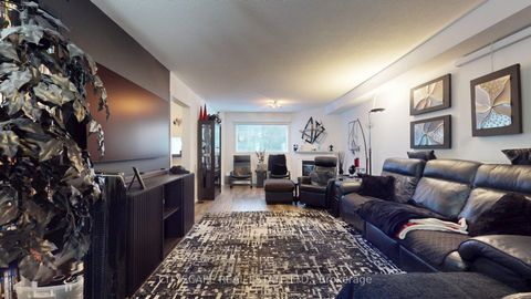 Photo 3 at 22 Windom Road, Flemingdon Park, Toronto
