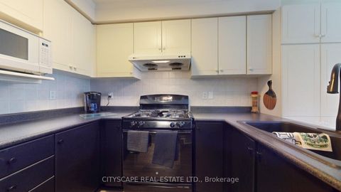 Photo 4 at 22 Windom Road, Flemingdon Park, Toronto