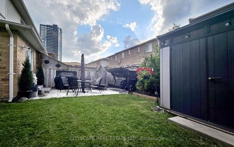 Photo 17 at 22 Windom Road, Flemingdon Park, Toronto