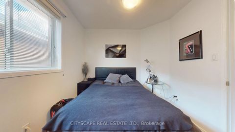 Photo 35 at 22 Windom Road, Flemingdon Park, Toronto
