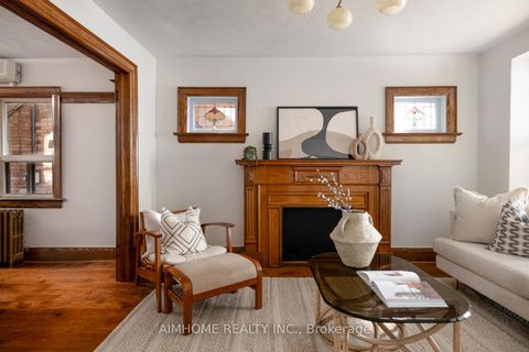 Photo 2 at 40 Kings Park Boulevard, East York, Toronto