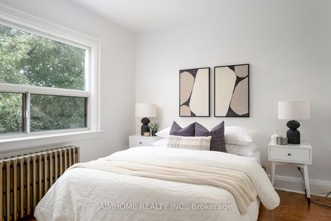 Photo 13 at 40 Kings Park Boulevard, East York, Toronto
