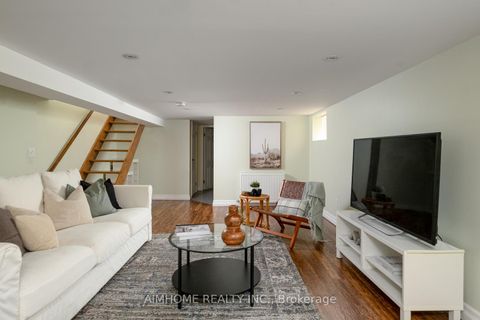Photo 16 at 40 Kings Park Boulevard, East York, Toronto