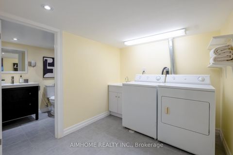 Photo 18 at 40 Kings Park Boulevard, East York, Toronto