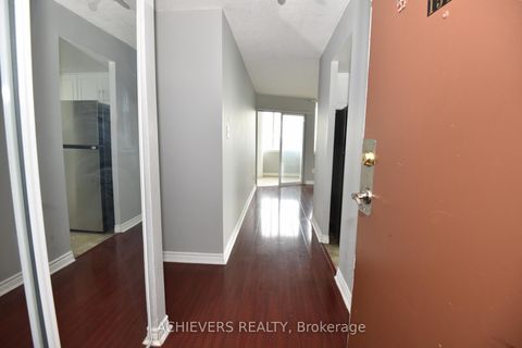 Photo 5 at 1512 - 21 Markbrook Lane, Jamestown, Toronto
