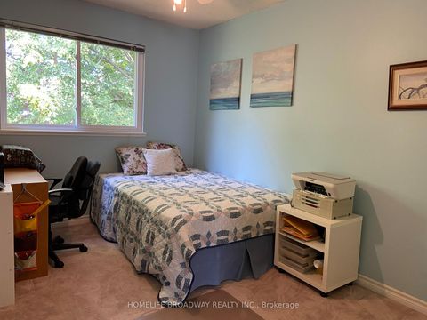 Photo 10 at 26 - 517 Jack Giles Circle, Summerhill Estates, Newmarket
