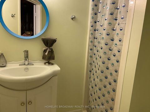 Photo 18 at 26 - 517 Jack Giles Circle, Summerhill Estates, Newmarket
