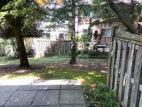 Photo 20 at 26 - 517 Jack Giles Circle, Summerhill Estates, Newmarket