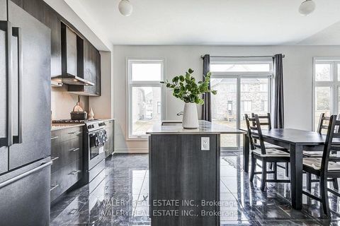 Photo 5 at 26 Sam Battaglia Crescent, Sutton & Jackson's Point, Georgina