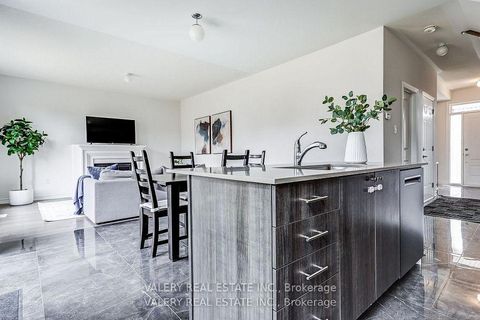 Photo 6 at 26 Sam Battaglia Crescent, Sutton & Jackson's Point, Georgina