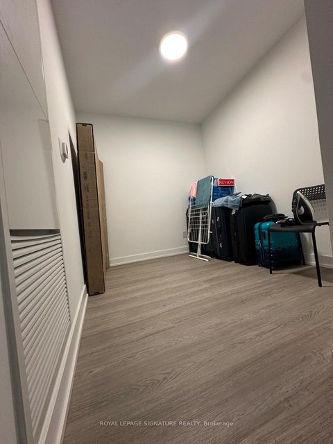 Photo 10 at 222 - 8188 Yonge Street, Uplands, Vaughan