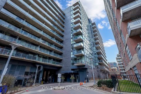 Photo 27 at 616 - 478 King Street W, Waterfront Communities C1, Toronto