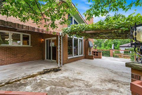 Photo 15 at 43 Braecrest Avenue, Humber Heights, Toronto