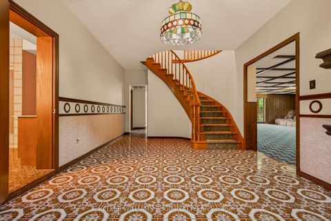 Photo 31 at 43 Braecrest Avenue, Humber Heights, Toronto