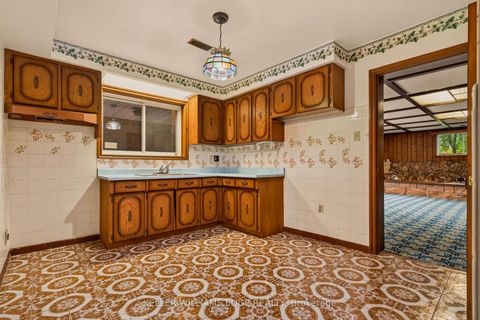 Photo 37 at 43 Braecrest Avenue, Humber Heights, Toronto
