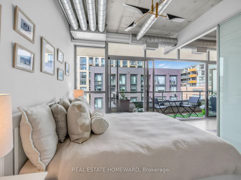 Photo 18 at 706 - 533 Richmond Street W, Waterfront Communities C1, Toronto