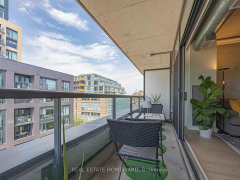 Photo 23 at 706 - 533 Richmond Street W, Waterfront Communities C1, Toronto