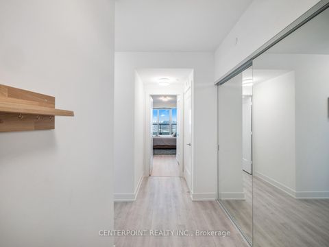 Photo 3 at 2132 - 20 Inn On The Park Drive, Don Mills, Toronto