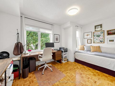 Photo 24 at 10 Lightbourn Avenue, Junction, Toronto