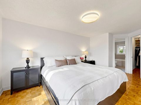 Photo 32 at 10 Lightbourn Avenue, Junction, Toronto