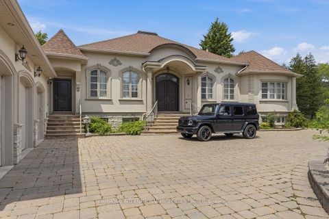 Photo 3 at 12 Denham Drive, South Richvale, Richmond Hill