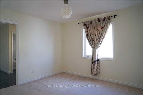 Photo 11 at 25 Lord  Nelson Court, Rouge Woods, Richmond Hill